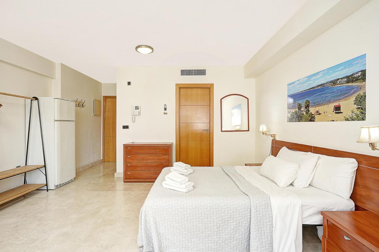 Apartamento En 1ª Linea De Playa, Estepona Centro Zewnętrze zdjęcie